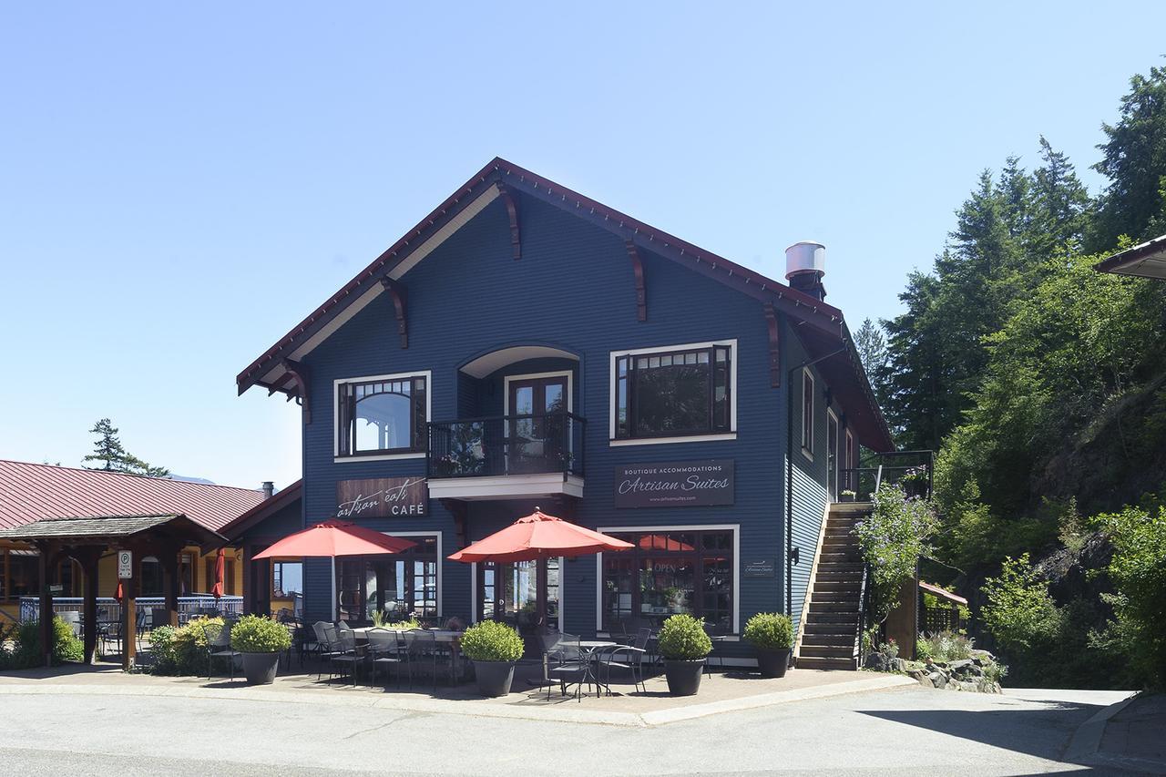 Artisan Suites On Bowen Snug Cove Extérieur photo